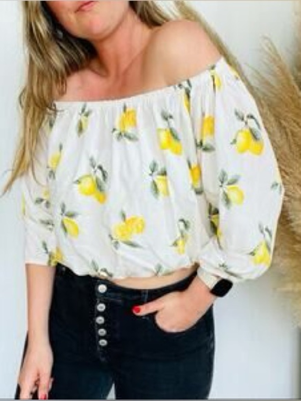 Forever 21 White Off-Shoulder Lemon Print Blouse - Picture 4 of 8